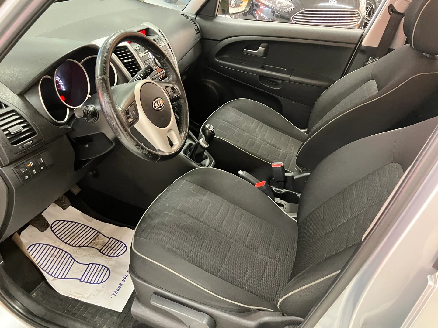 Car Image - 5PT9gTl9C2yMawEC4OMEp5