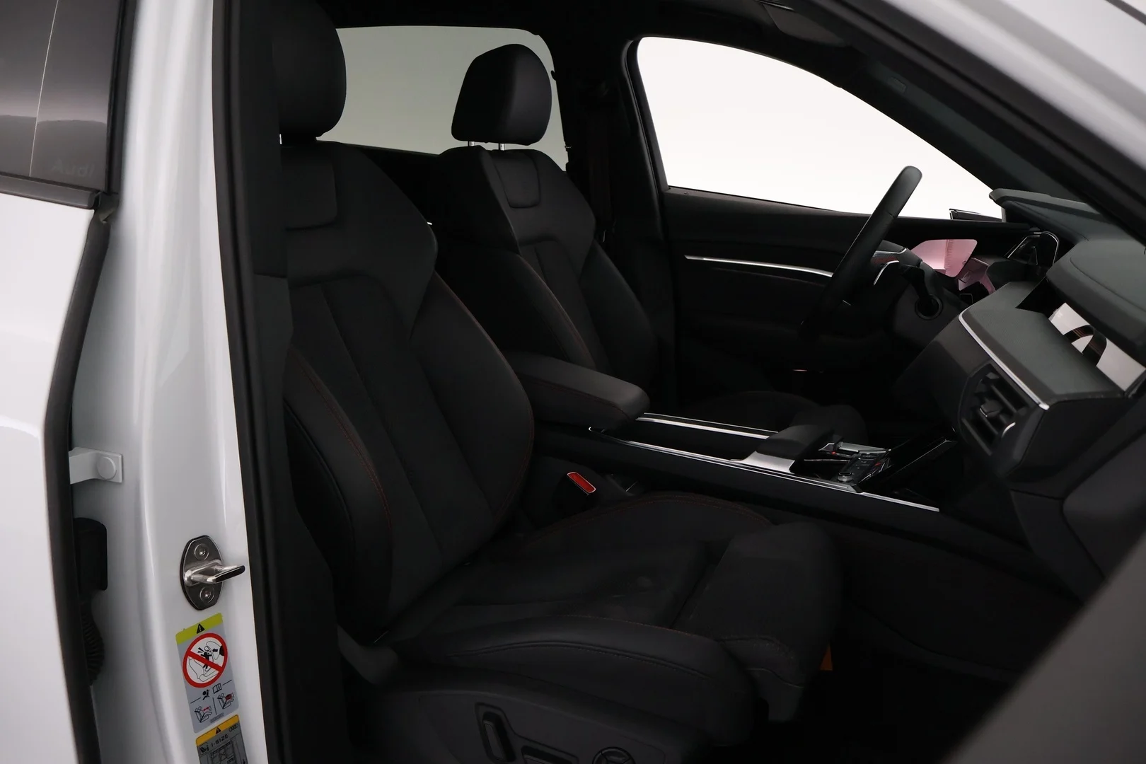 Car Image - 1jcyJm9viHQ2IsRrsuiX4M