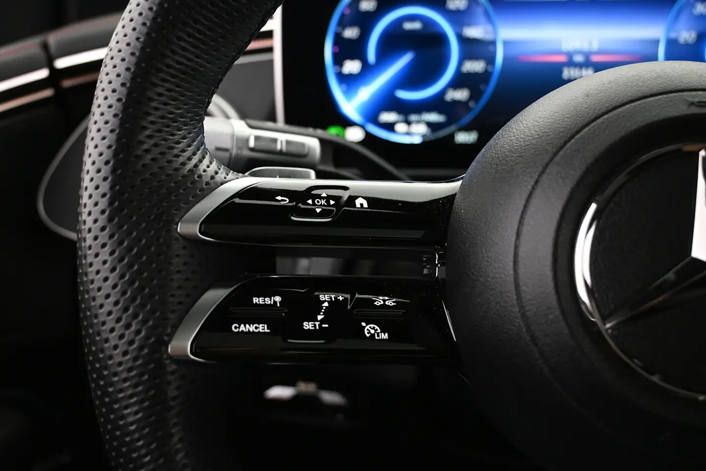 Car Image - 4RorU9ZaAf0BtpXrDwk39p
