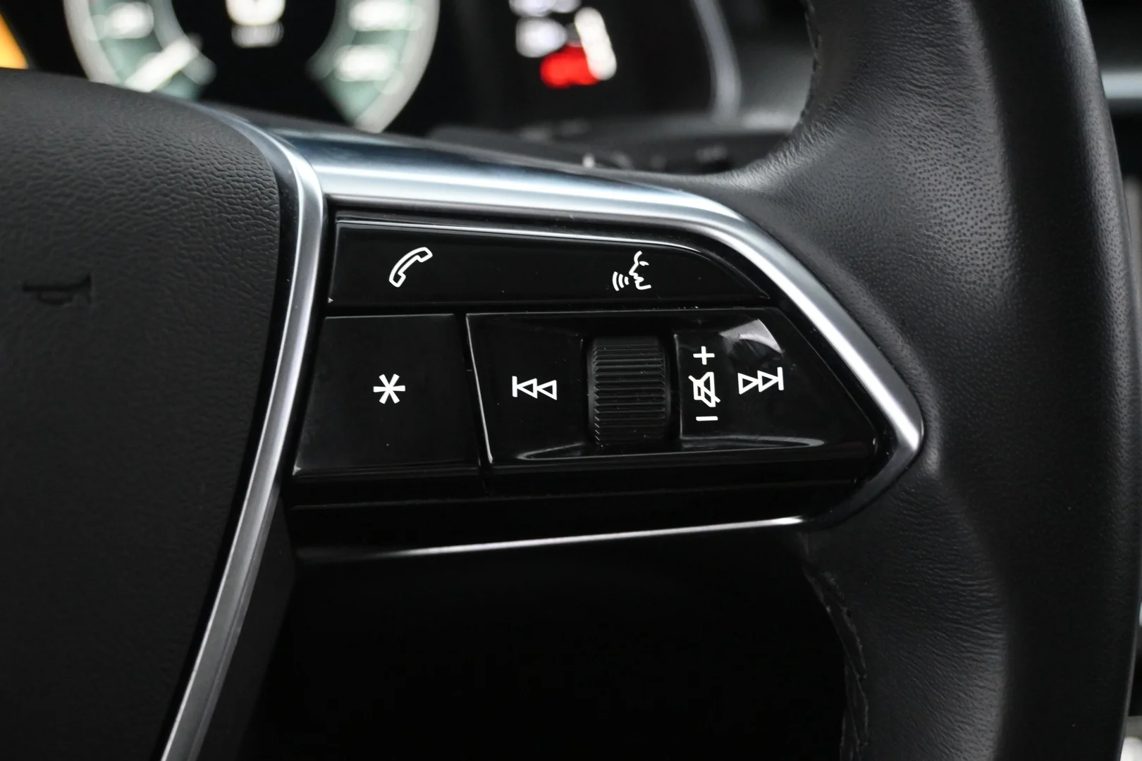 Car Image - 7HuGSiPdi3bKCbZ1jlvW6j