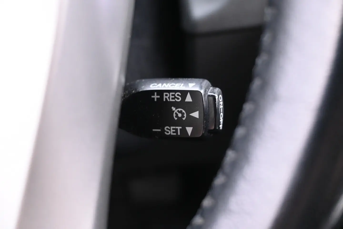 Car Image - 63FxyQWp8efTA8QomdOTBk