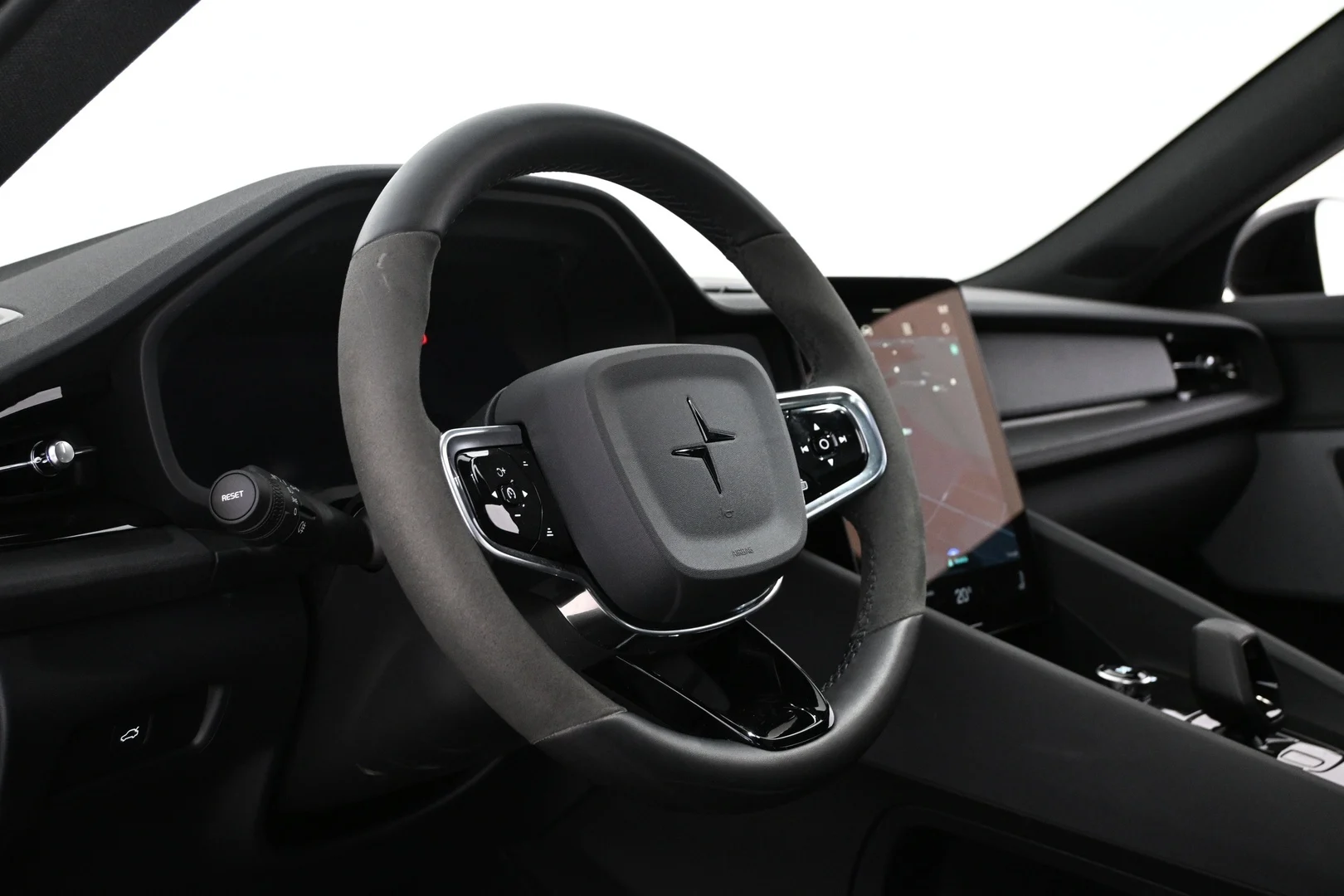 Car Image - JQG8Y4h8RvSYW9tK4zwyN