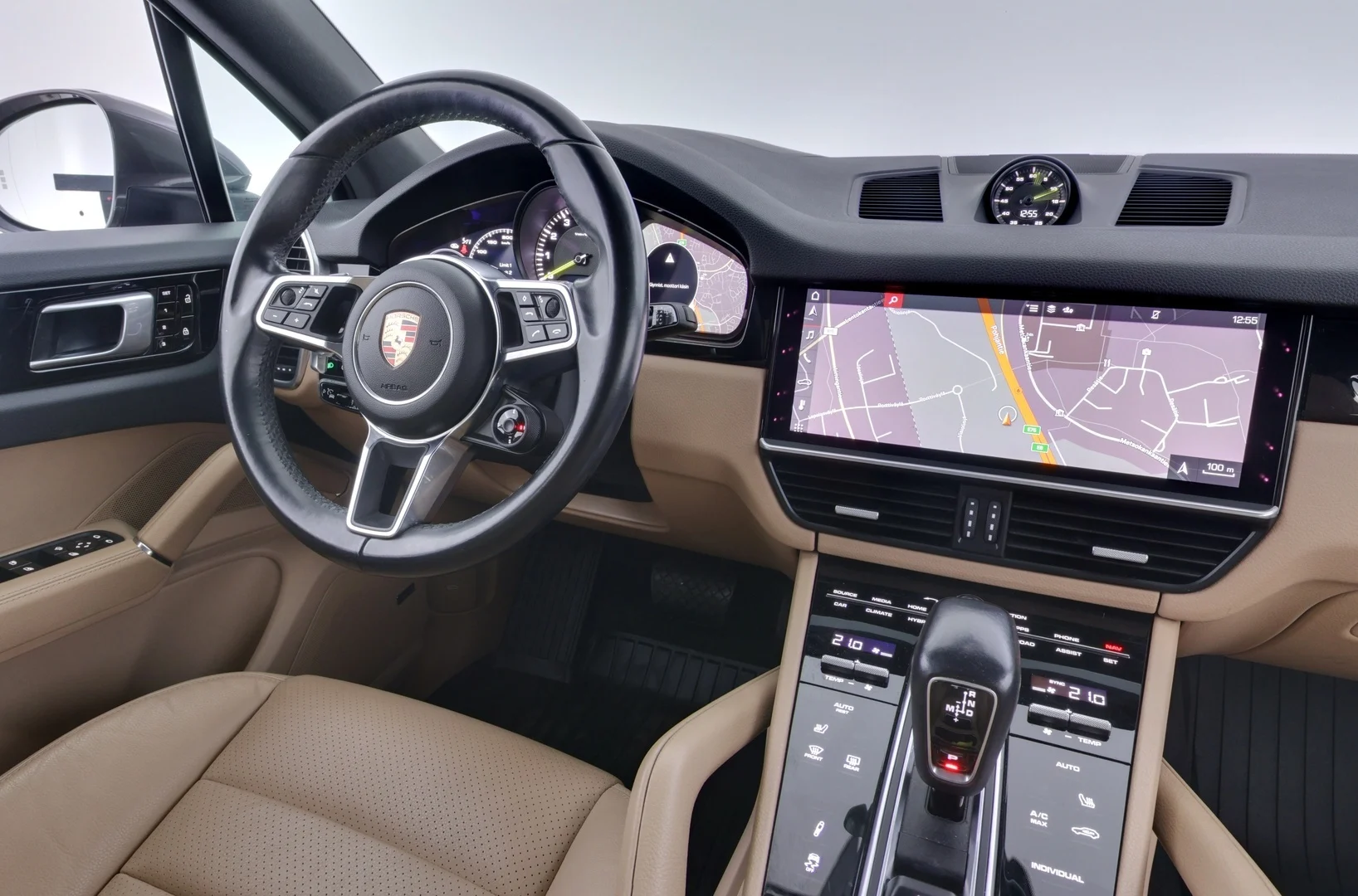 Car Image - 5mUsJwtG5P0Ugz4Ym8yZGq