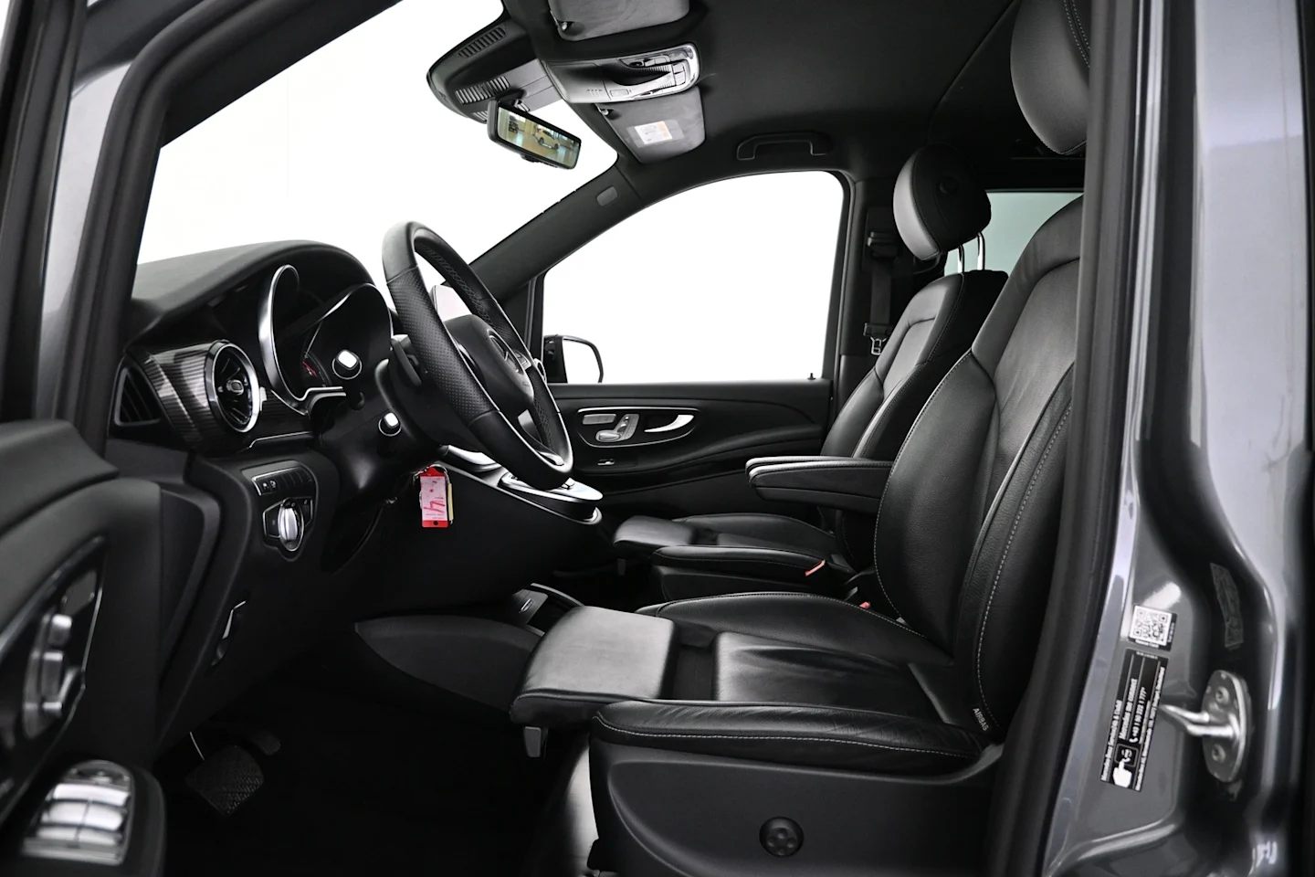 Car Image - 1KVC5KjoAOwUEIVlwmcQZj