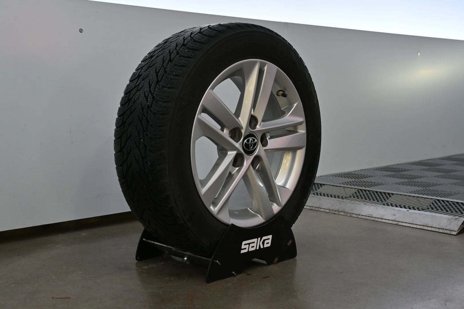 Car Image - 1FspHvYEMUElwCBDbjuv7n