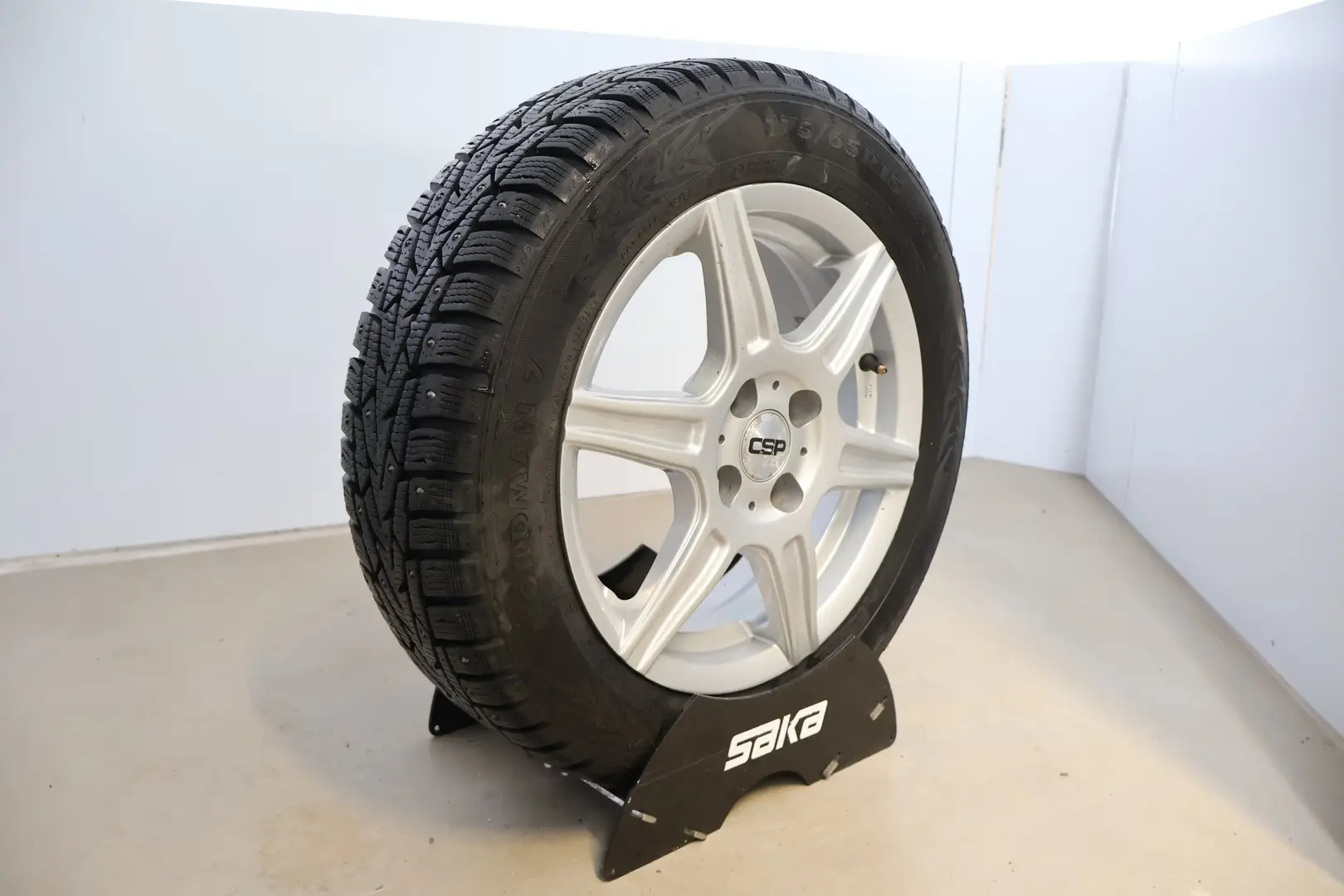 Car Image - gygqiG3lHMXeHmfCBUV2T