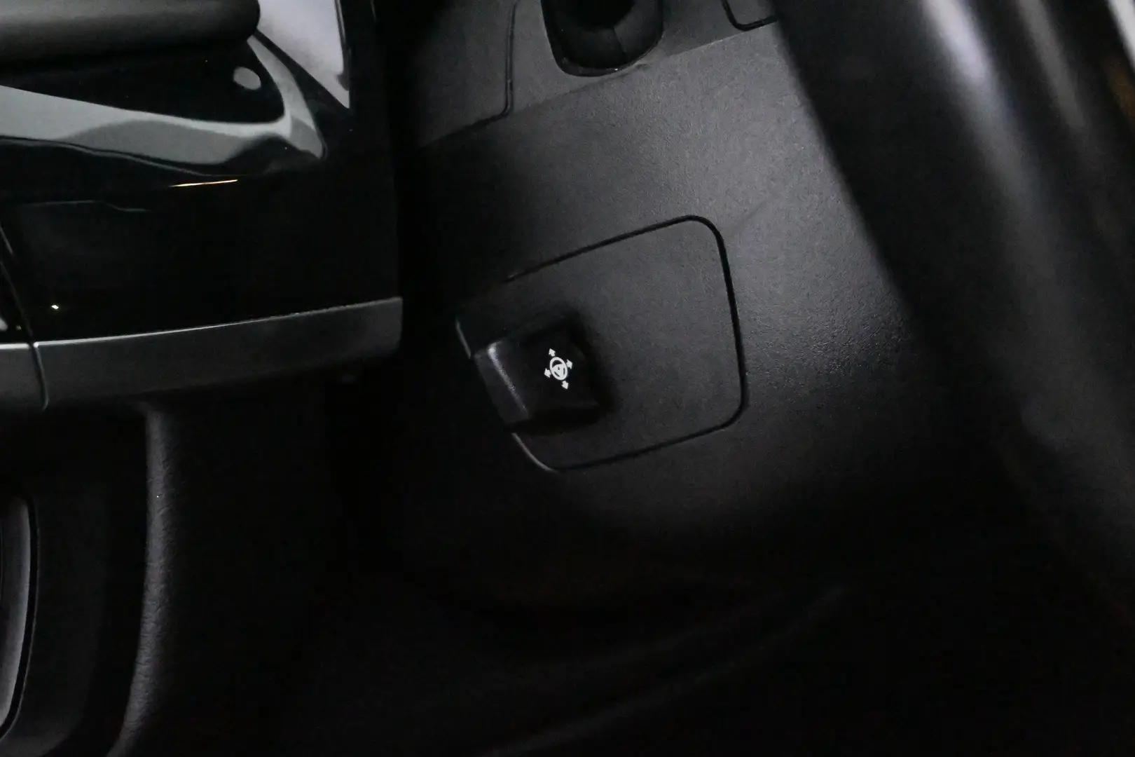 Car Image - 5IwbnJJzPGSh57iKXgY19j