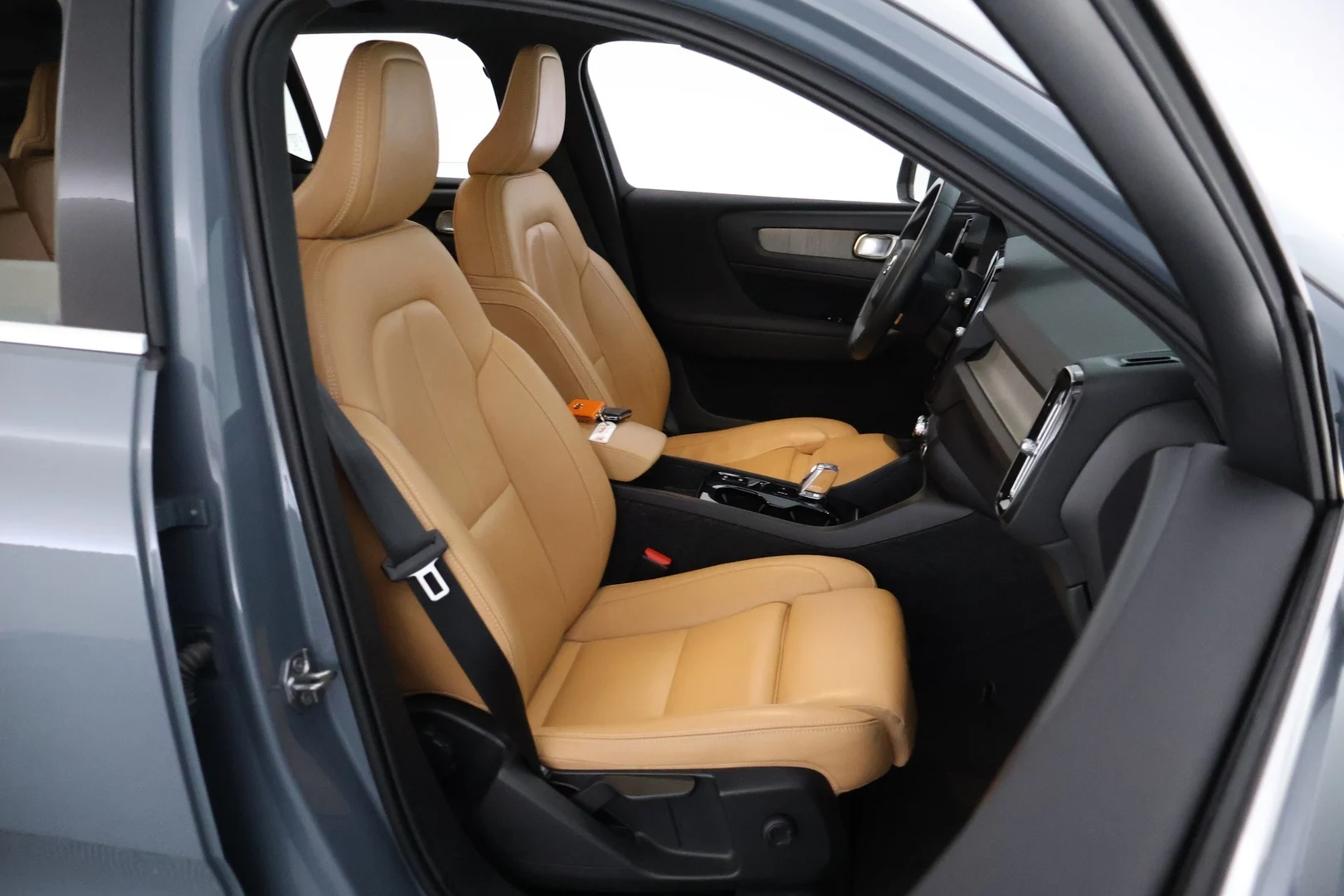 Car Image - 430dTeyA5JLSnvwKy7YiOV