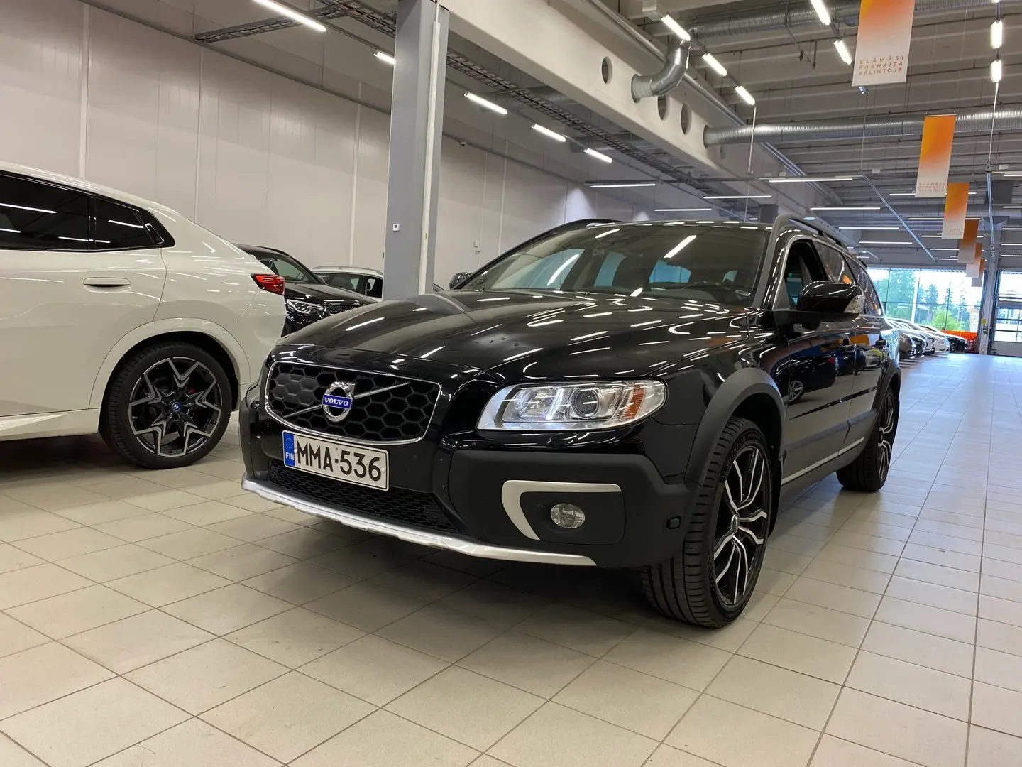 Car Image - 51VwY6sWe3k8lYlNGUq7x5
