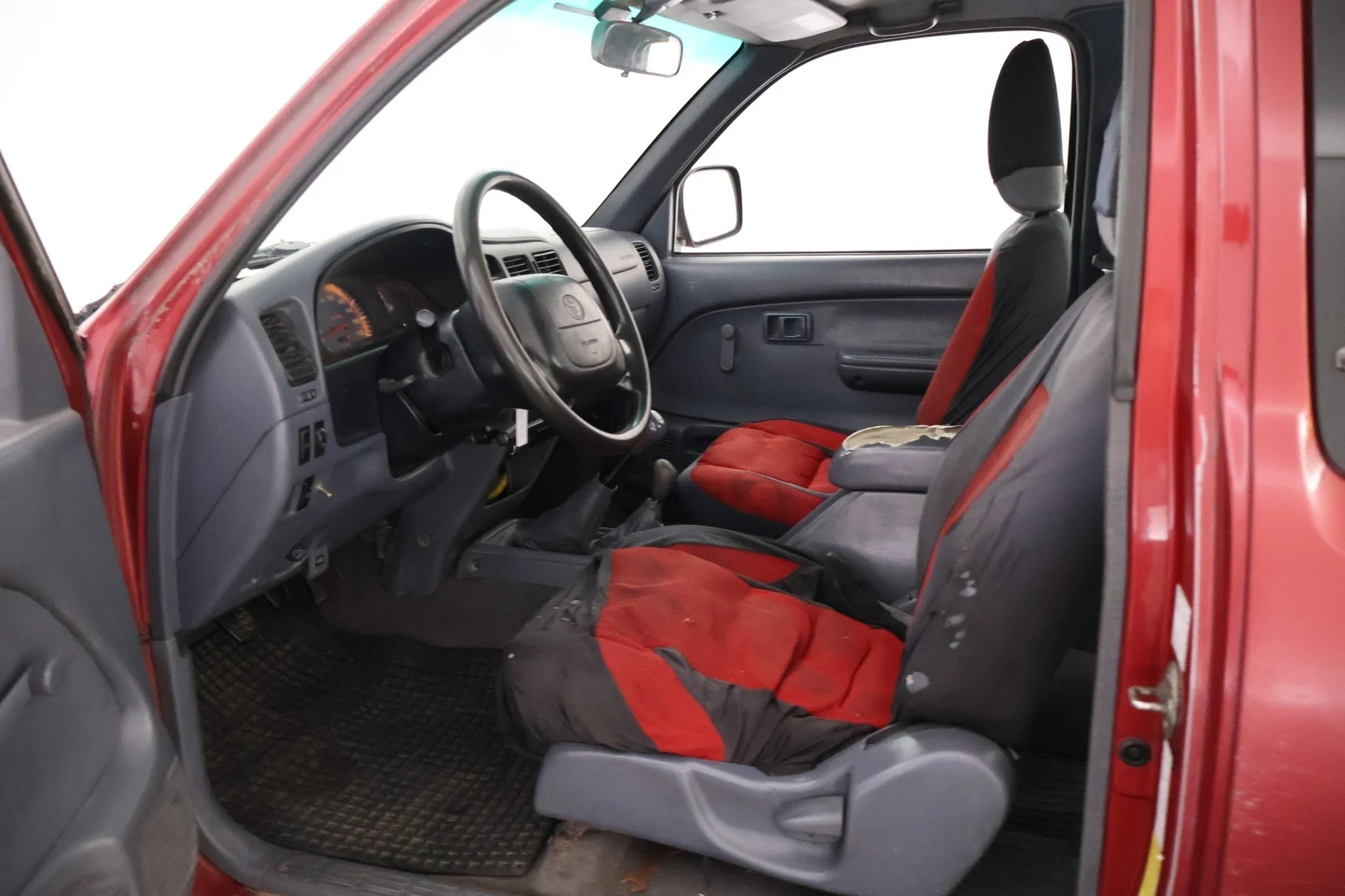 Car Image - 1nd9uA4KWcTamp6lMjsZWd