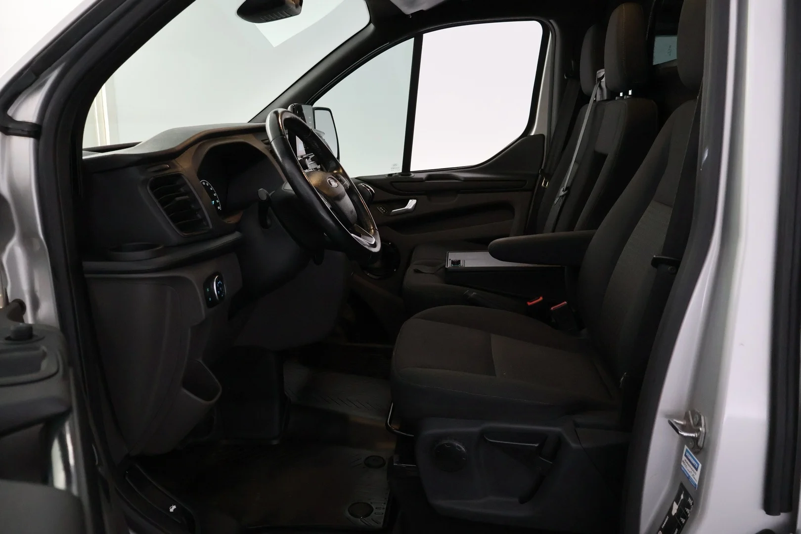 Car Image - 4zqNvPo2UYBd7iTJsAXRVg