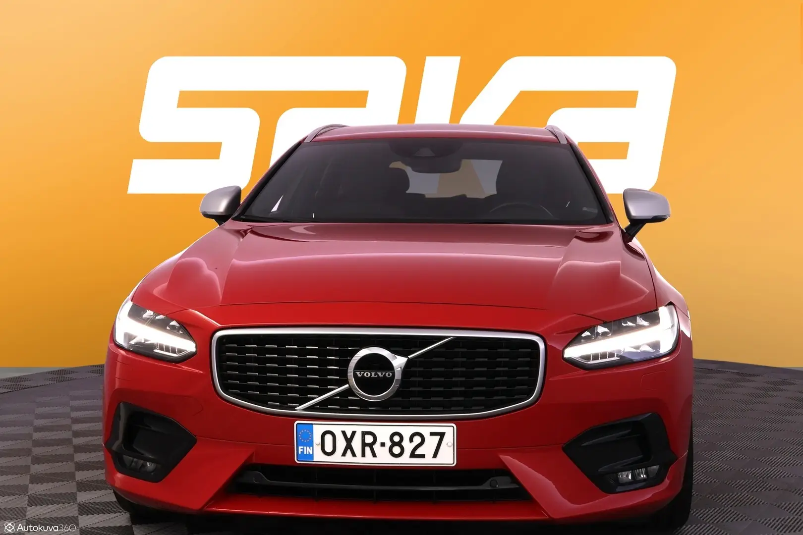 Car Image - 1e9fGs4AKUMRy7C7q8y4tz