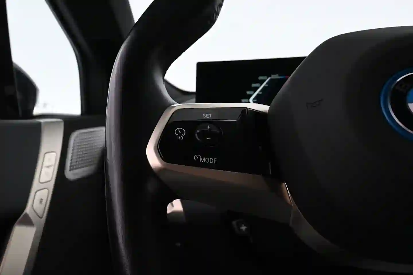 Car Image - 4K6Hz0TvUQsxtr35OYwuH7