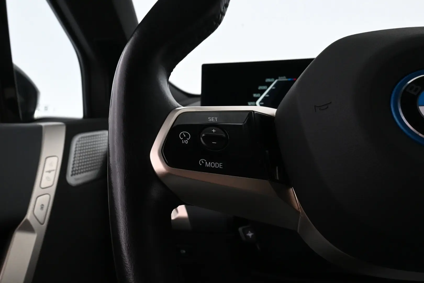 Car Image - 4K6Hz0TvUQsxtr35OYwuH7