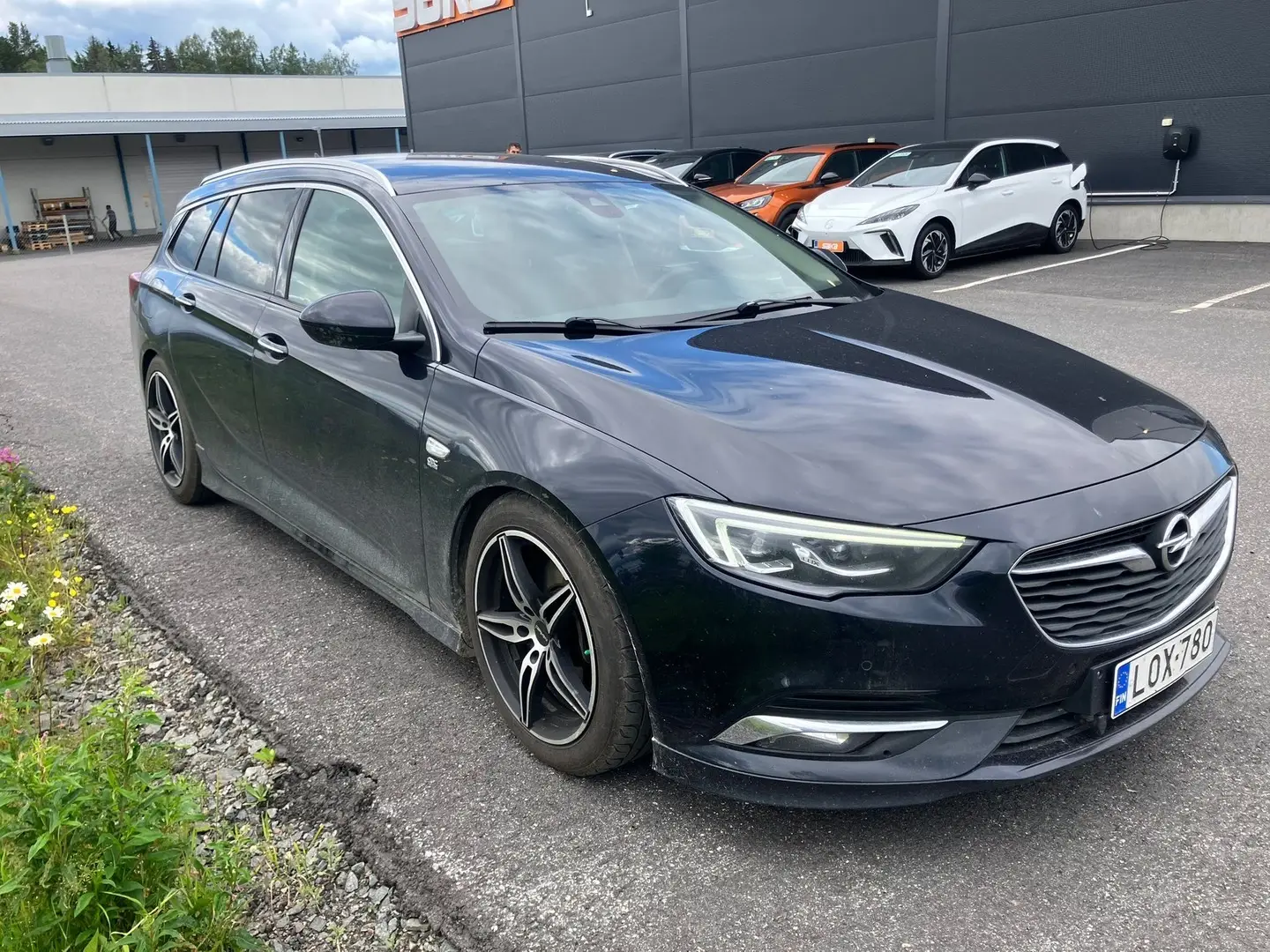 Car Image - 7jG3em0Dm8CXcHsRyp4amz