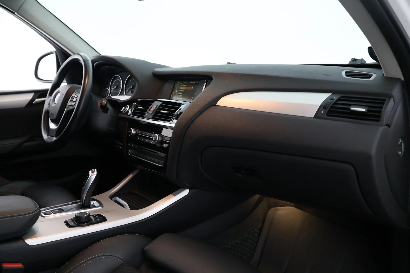 Car Image - 5LyDYvqSSVmjGGdexGcQyD