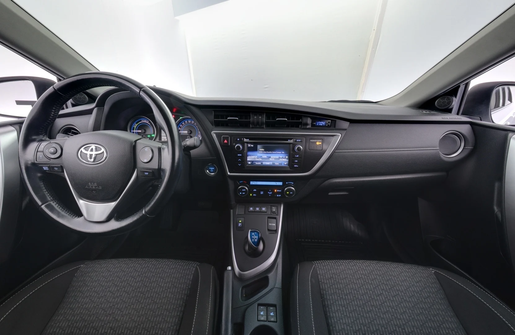 Car Image - aYVDmJwjyIz2nexsl9H5d