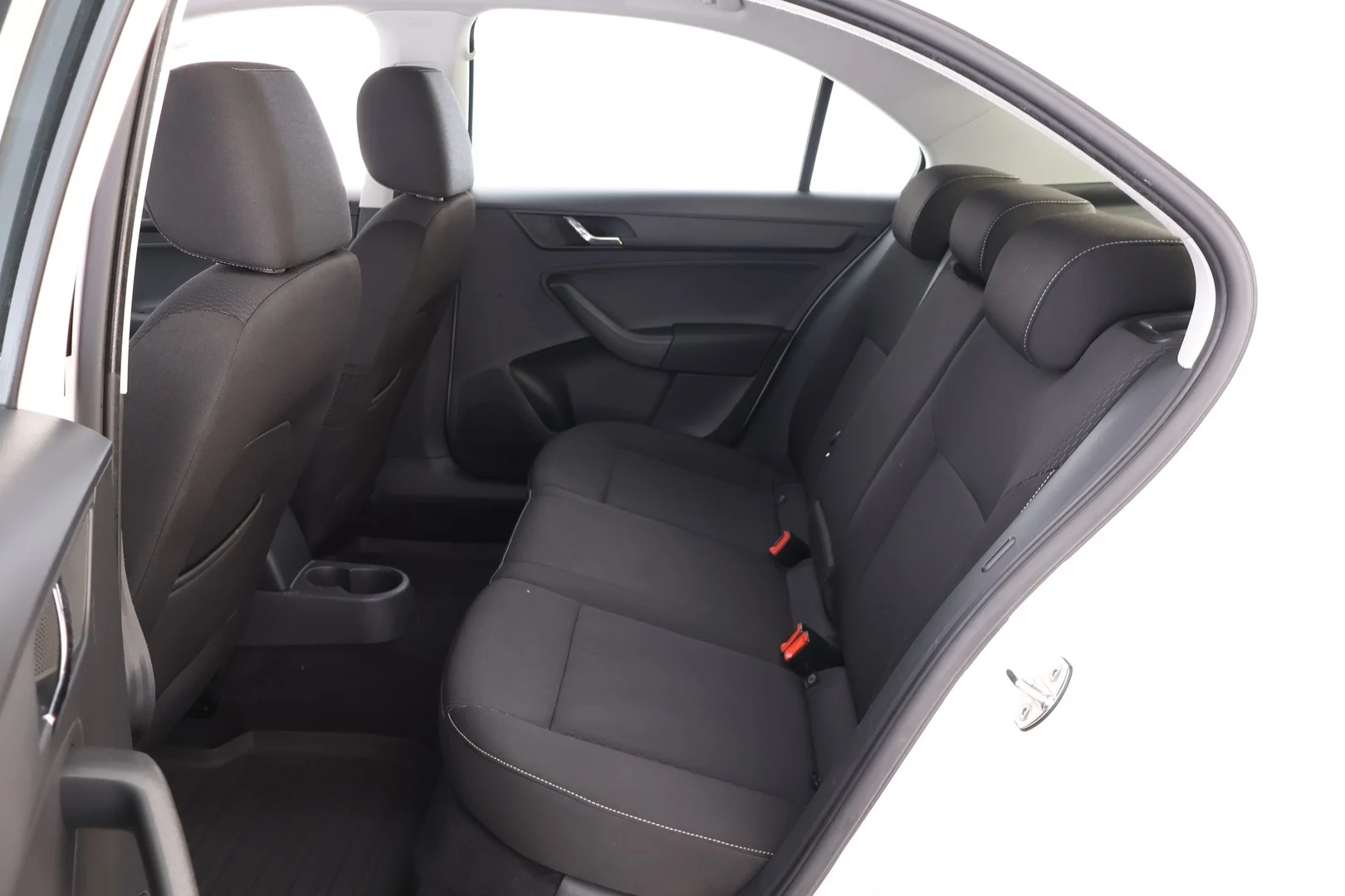 Car Image - 6z4U3yGmrEhZwlXpn2qGnb