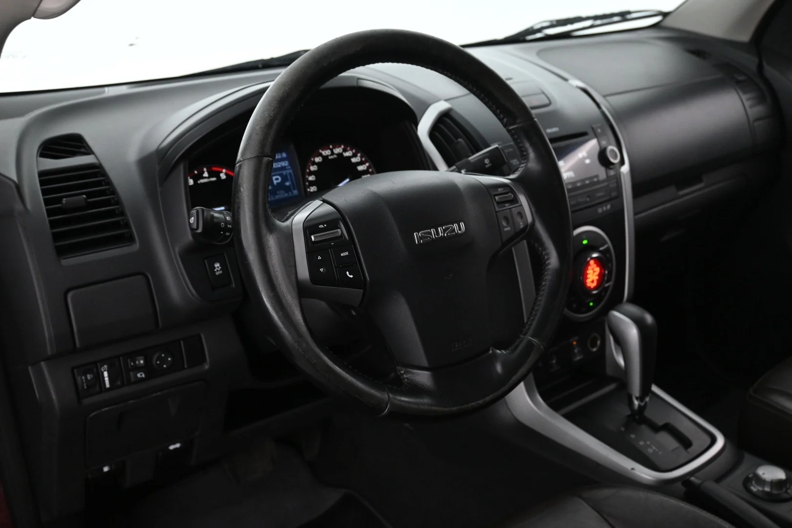 Car Image - 2HdUimkRputJ2xmVfpElsr