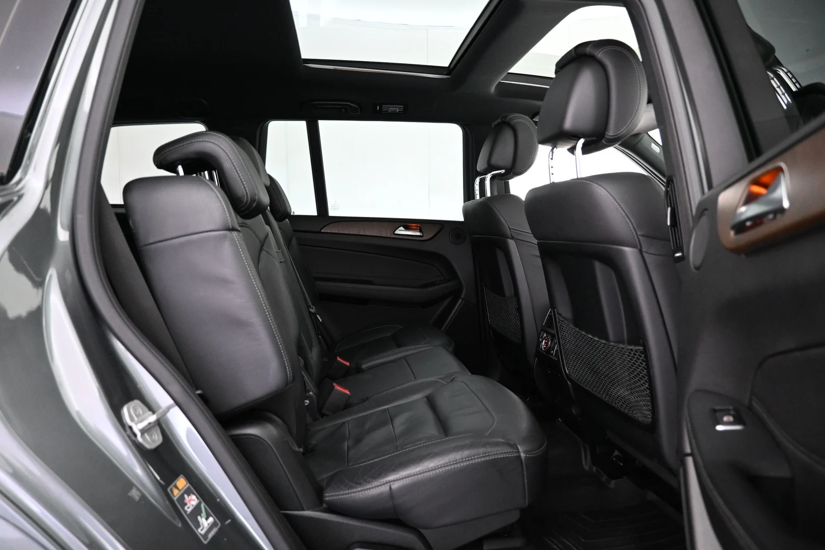 Car Image - 4aiFFdU75BqWgshtyqki8E