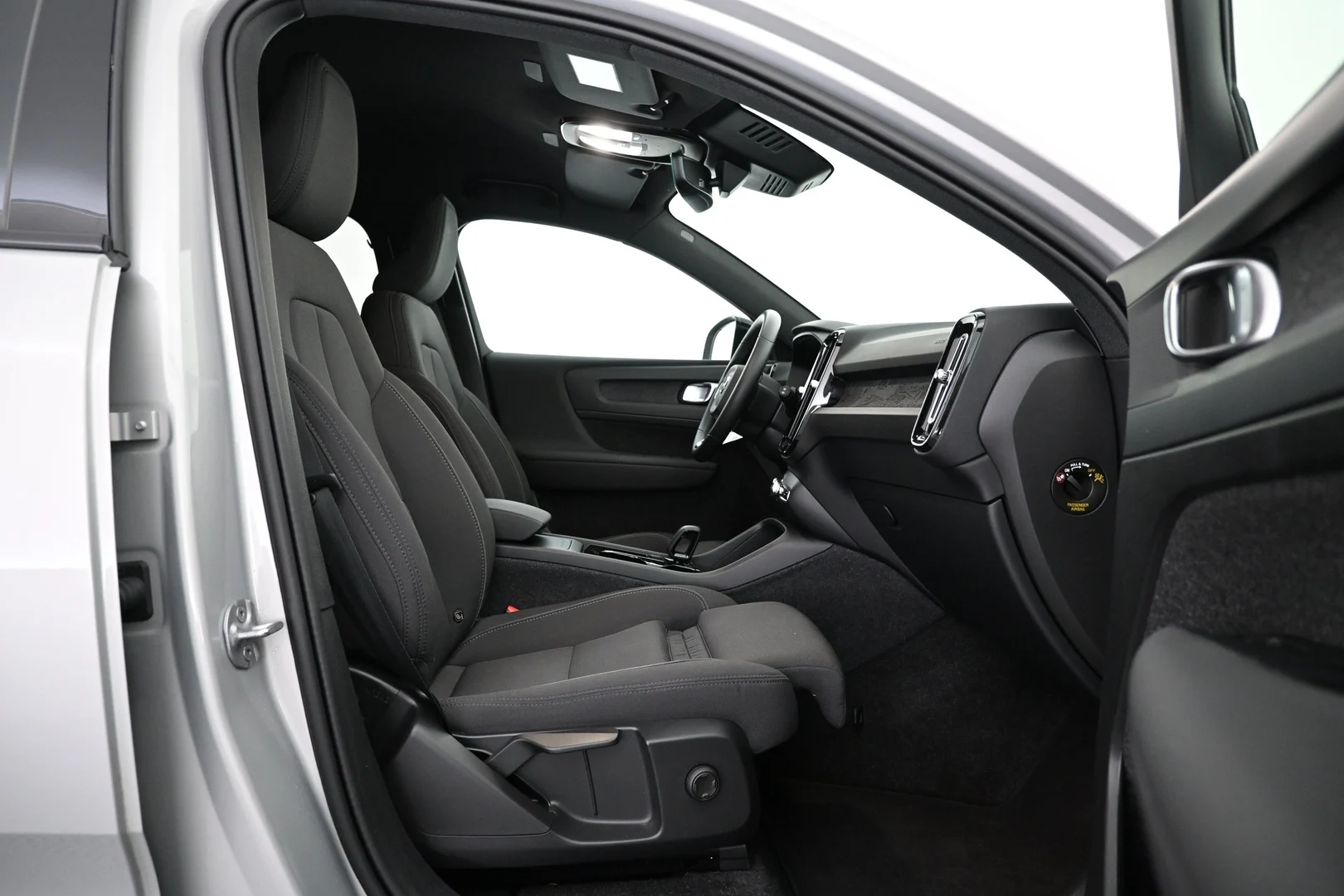 Car Image - 7iBPxfRbAoKtLvQjR49IVN