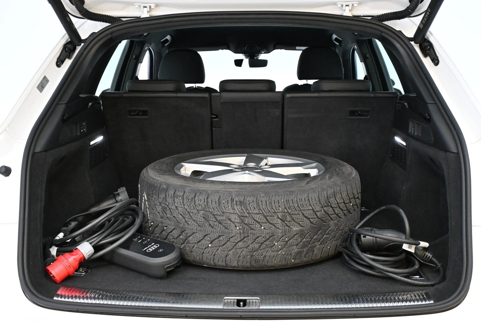 Car Image - 1tMMgqextXhzjJTascc7JB