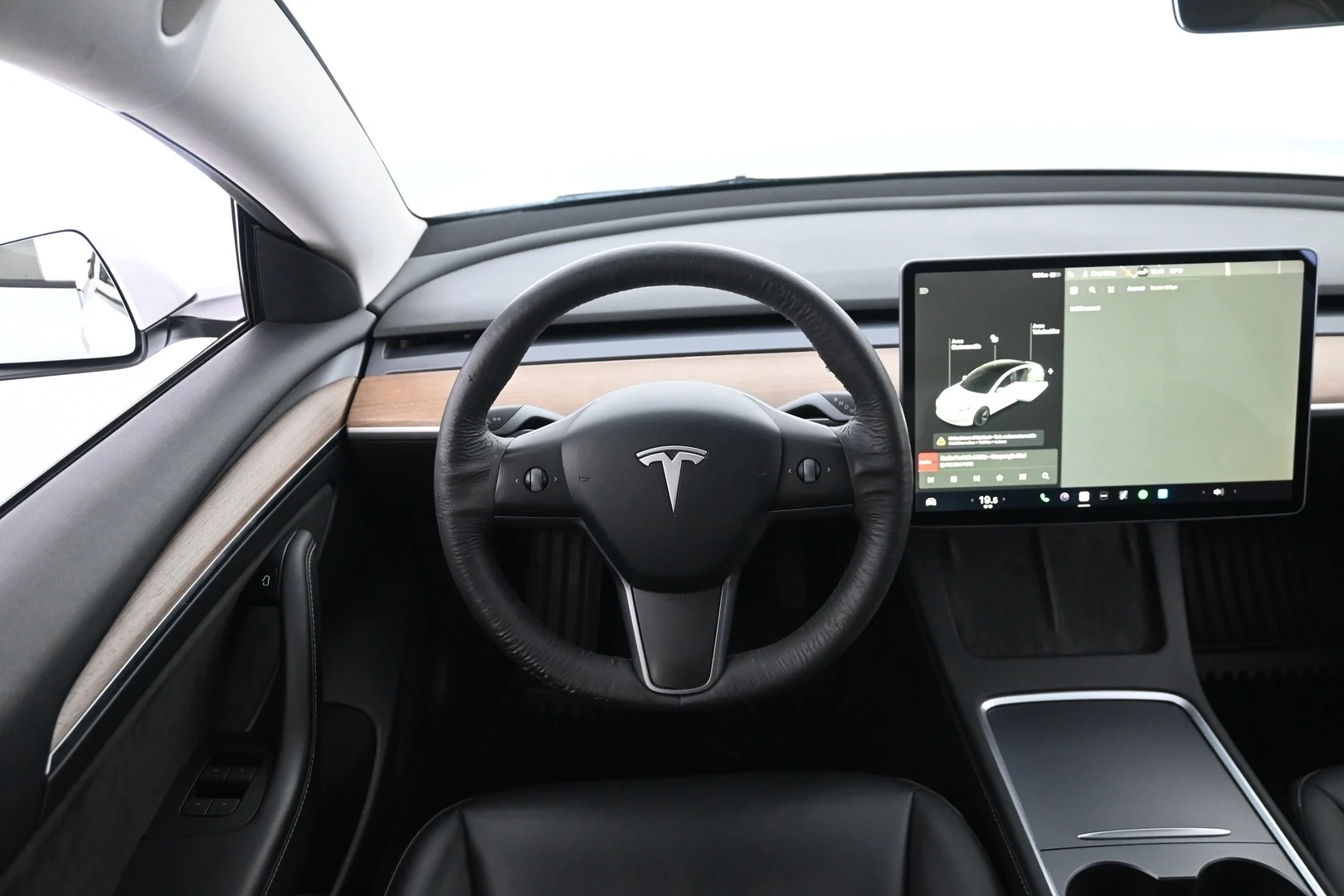 Car Image - 6mVDYmtTaH9UtFc2LLlleD