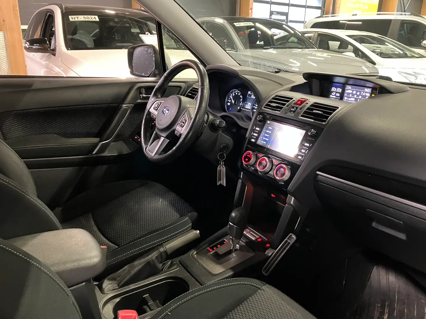 Car Image - 4J5Zc1meTNBu1hS3uM89Iu