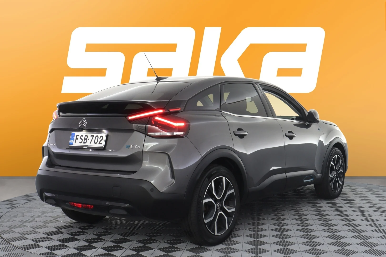Car Image - 1bqSawqj3p19CsfLyY7ghG