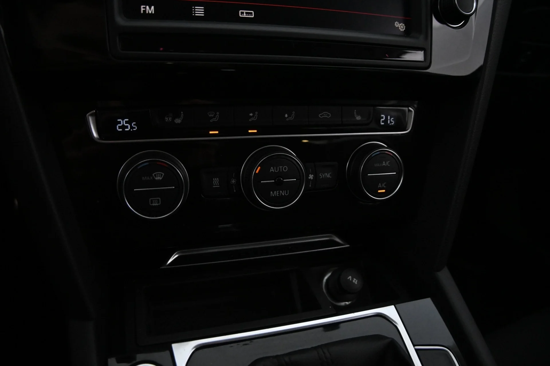 Car Image - 54G2nNgvjHFLY3zfU1SKrf