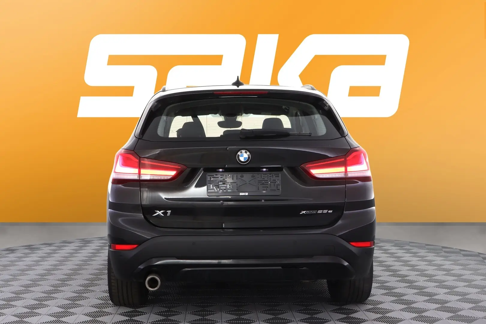 Car Image - GRhPlGs8ZBnF77J4esegV
