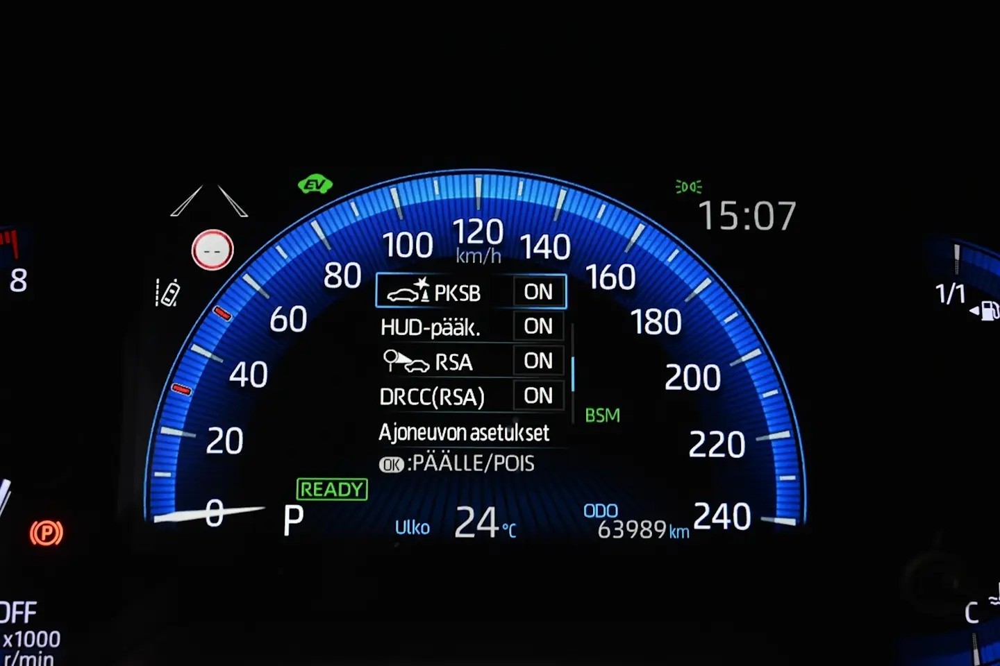 Car Image - 1Vr30HtVO6SFn3jMo4Mguj