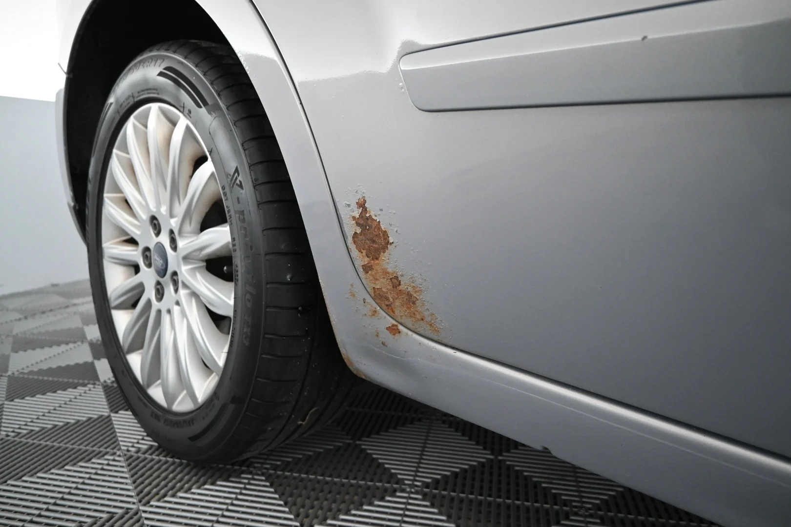 Car Image - 6mwKTVRsttH5mMcJWHqBKf