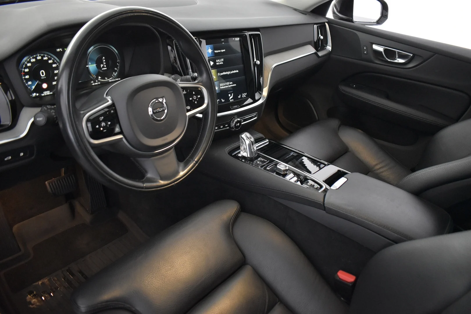 Car Image - 6JGLMe3lGI9E5AAqWEliLY