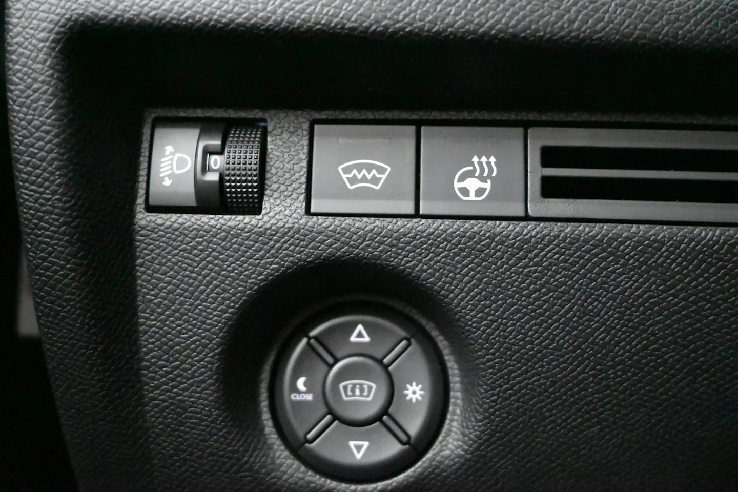Car Image - 1tarEJNeGFkJuG7siqoVtU