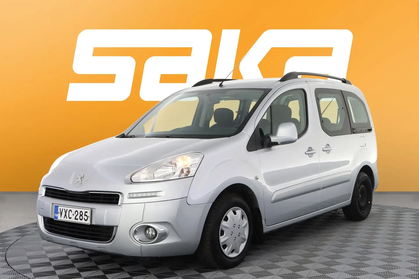 Car Image - 5U3RluQRKlnFv90urh32wt
