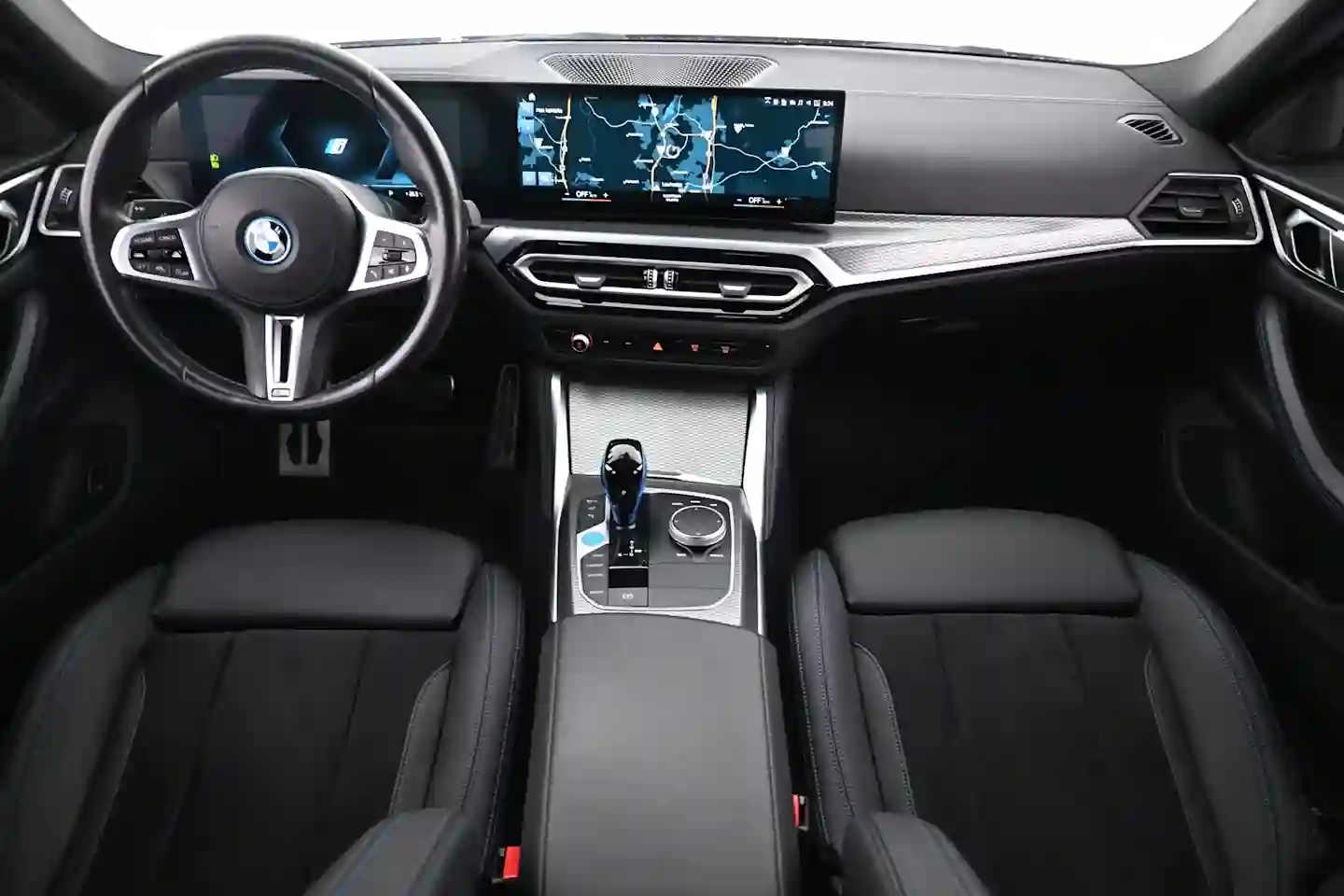 Car Image - EtpRJMCW7riWQUi1K8dD0