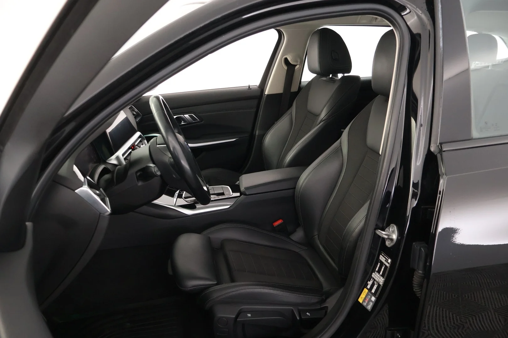 Car Image - 4H3hbSoTNPoYVMwLkRDqZq