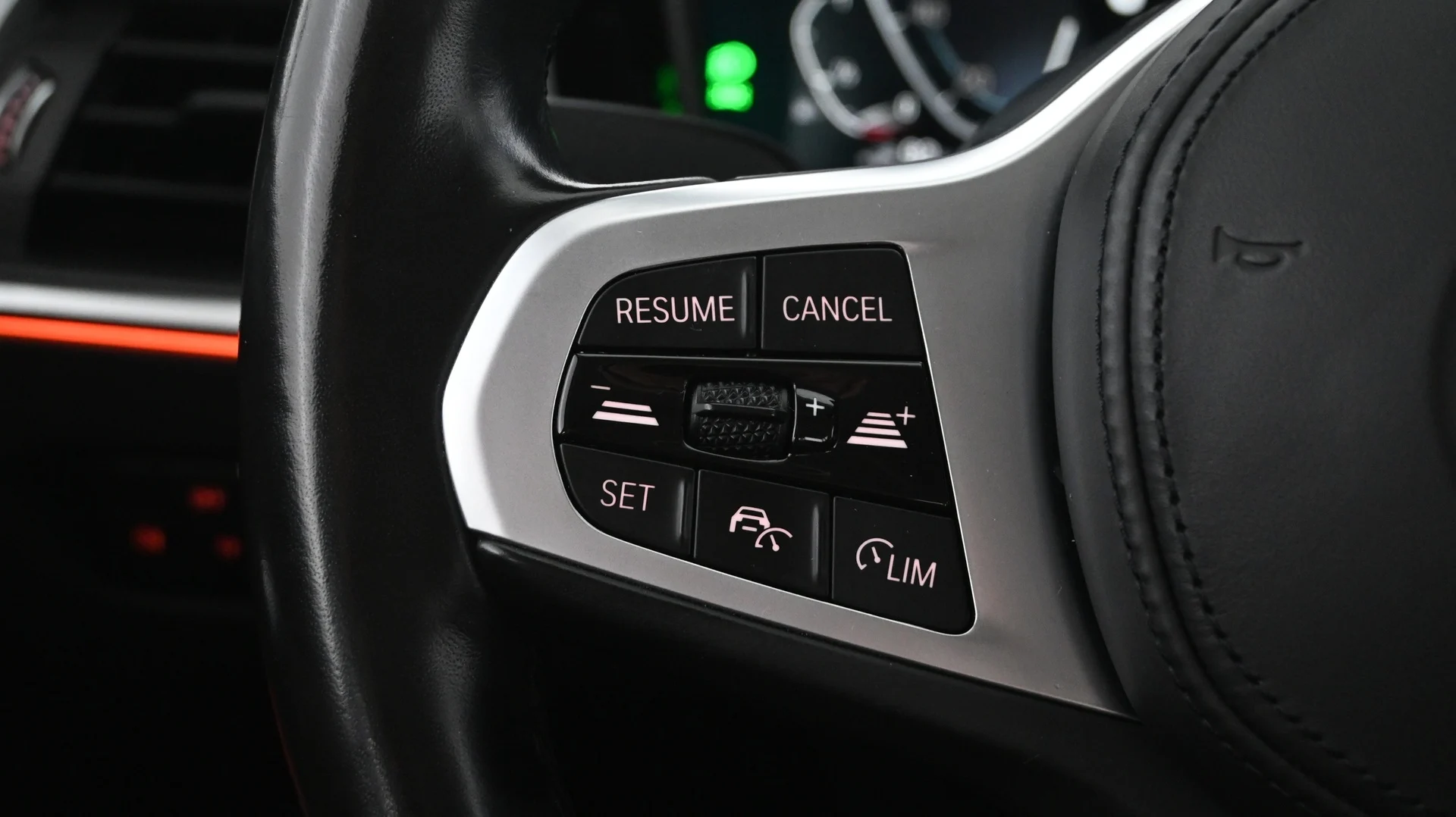 Car Image - 1DuQFAQQS4dC6zszYhoh9I
