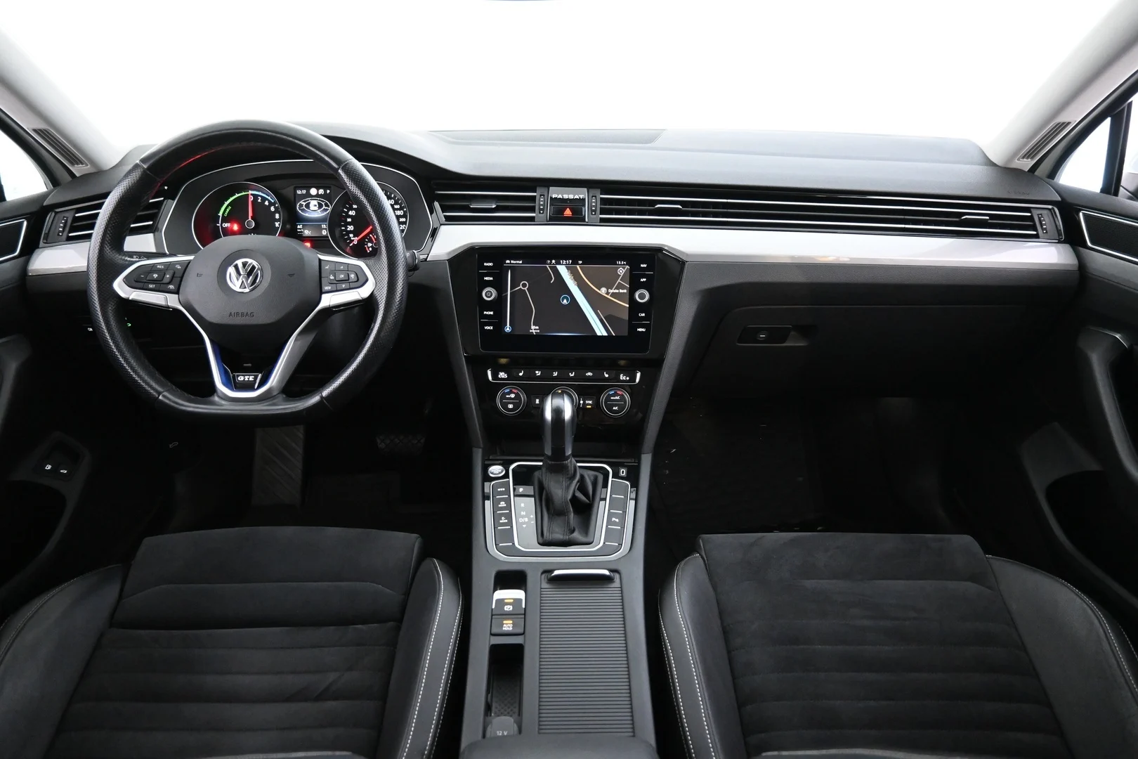 Car Image - 2jrc7XIlo9orceZEa7yOxJ