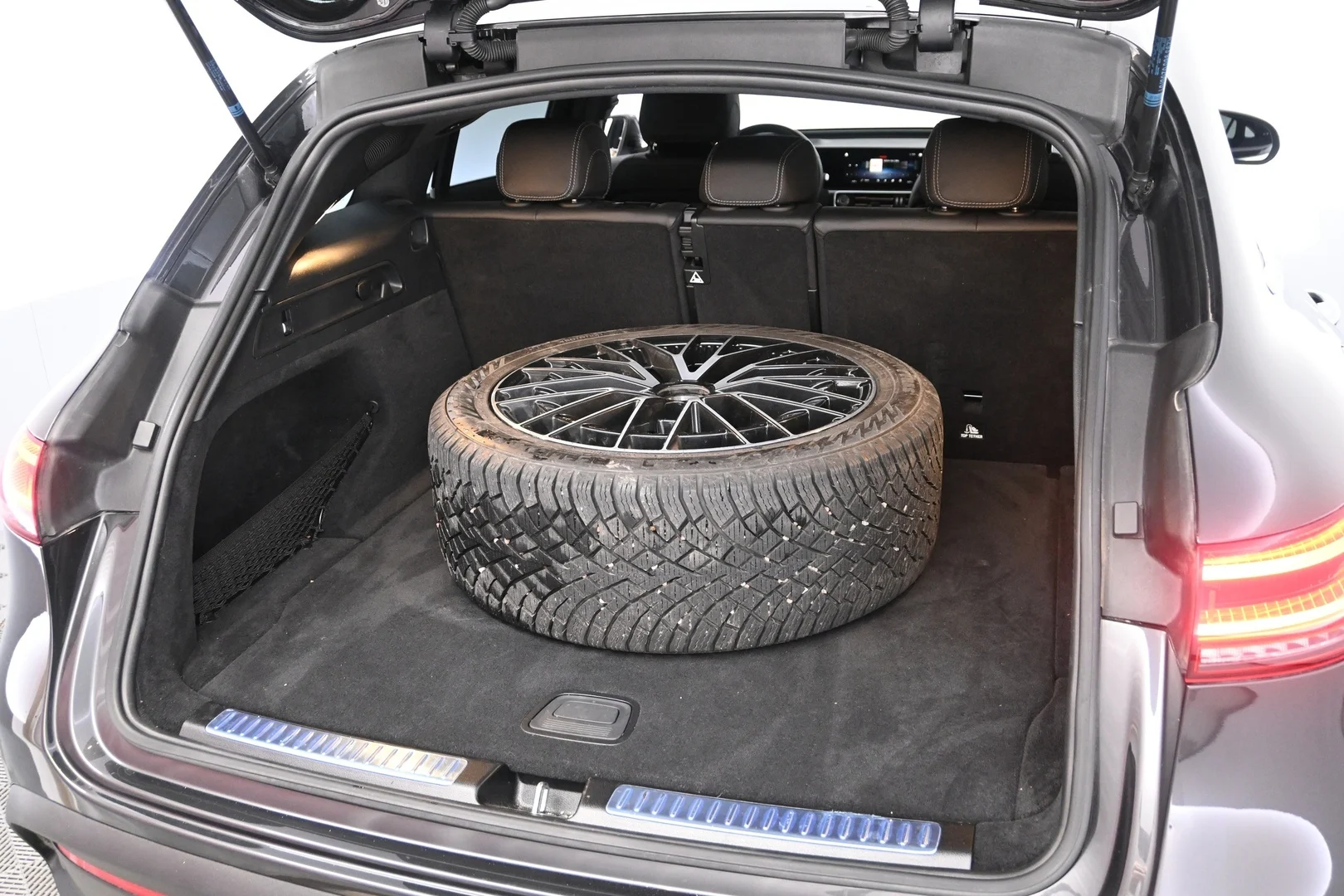 Car Image - 6IzijUMPMzayQINqGbFYQT