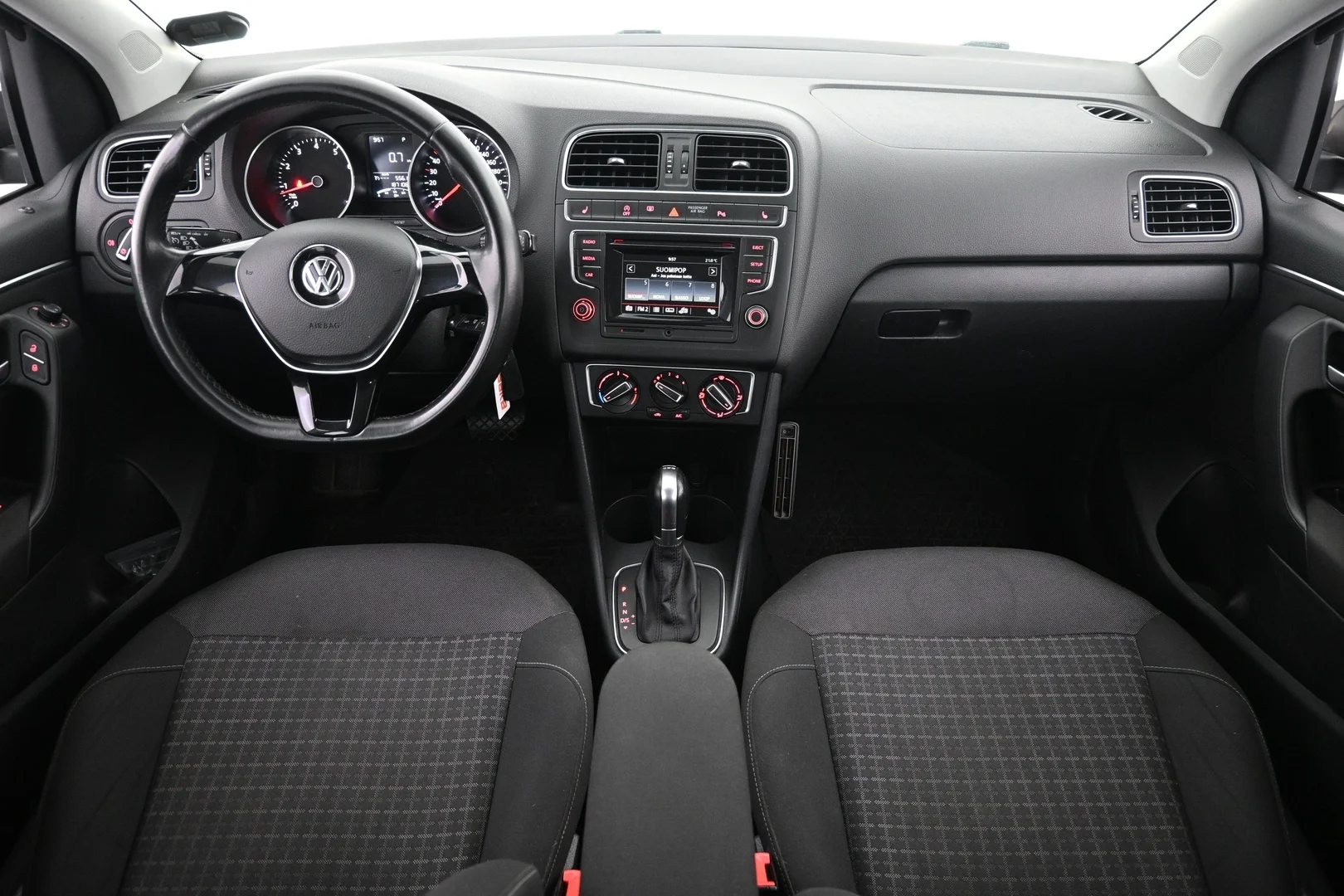 Car Image - 52OCIv8gUinjzydLgn9MtP