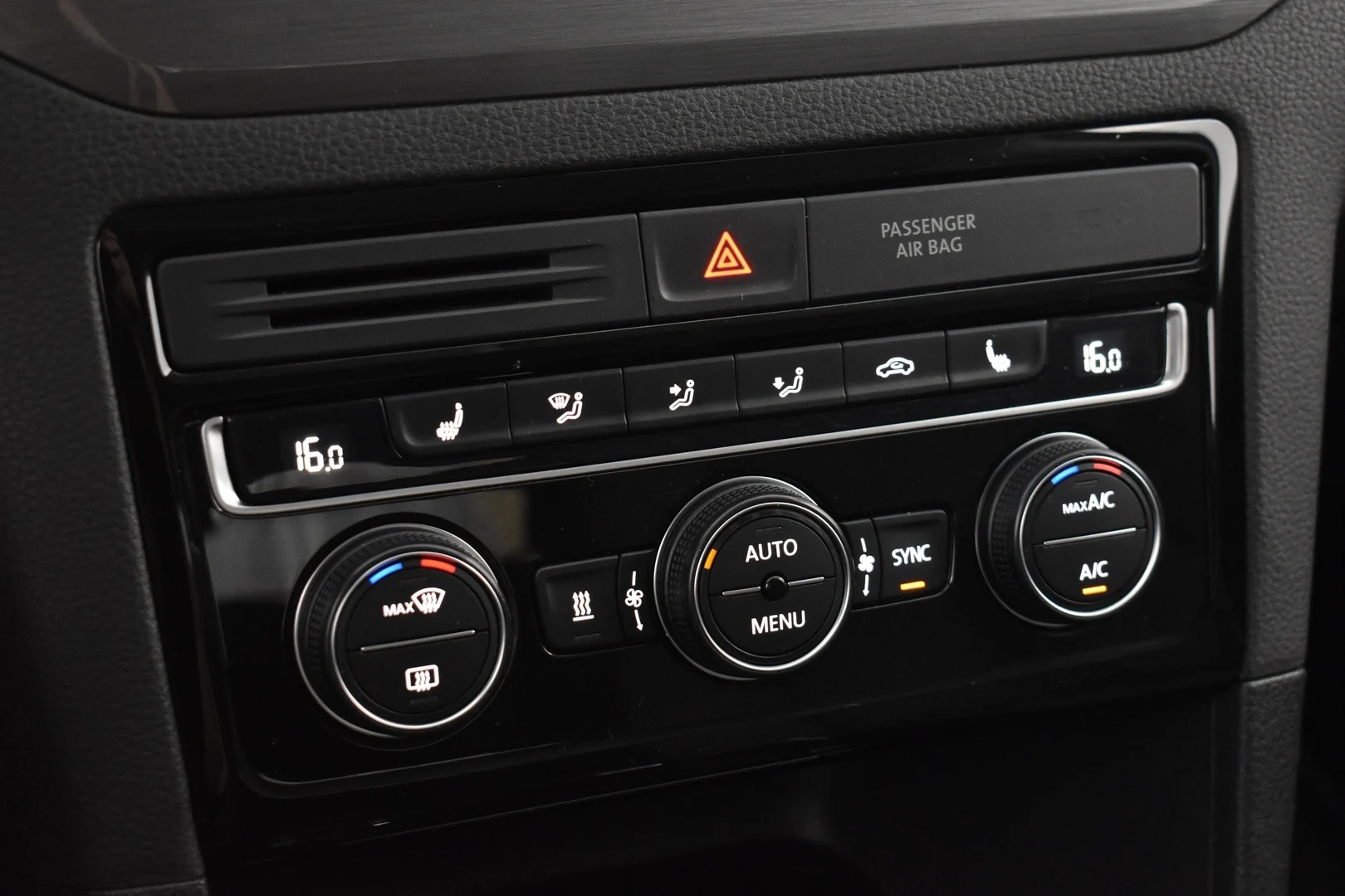 Car Image - 5g9uiF9lJPFqLoWO1YFrBs