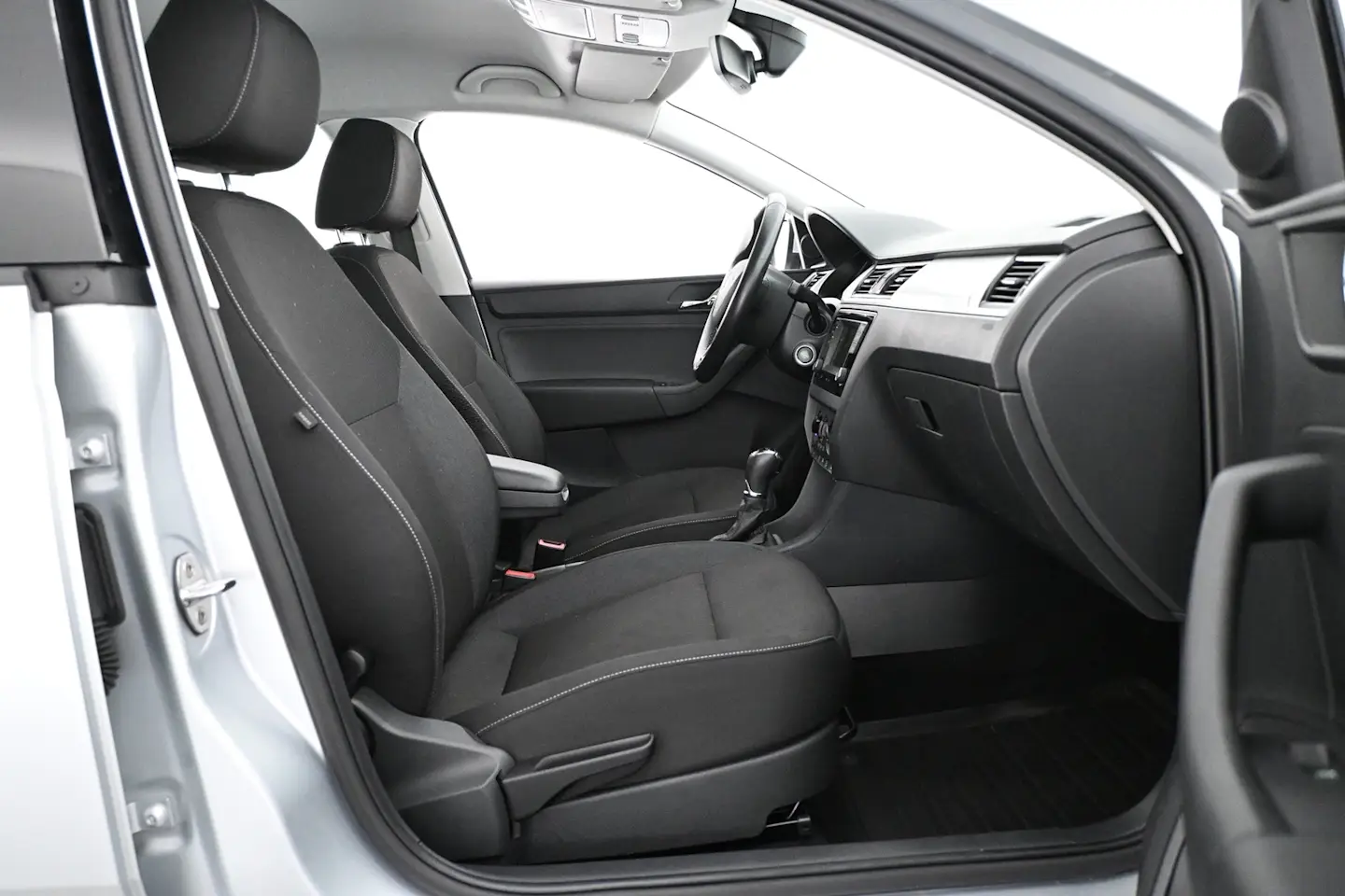 Car Image - 1D34ZAAwjsxXdBbAvON86x