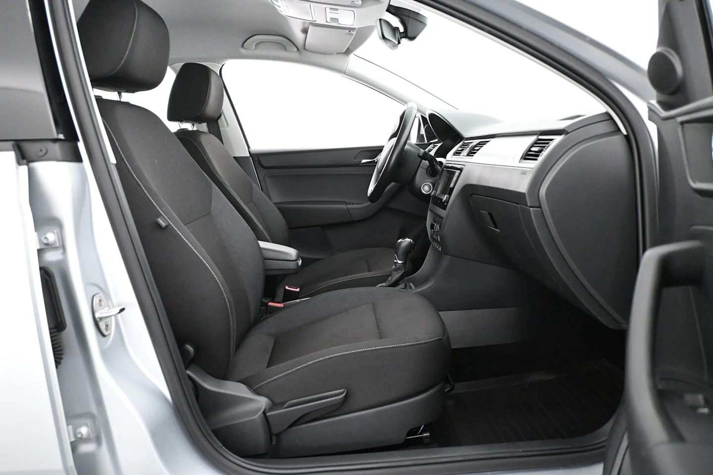 Car Image - 1D34ZAAwjsxXdBbAvON86x