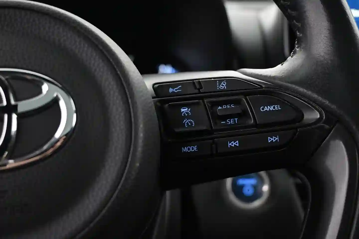 Car Image - 14DBduBVlzPTYMZouDvpUn