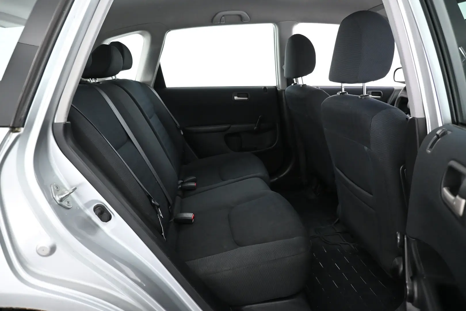 Car Image - 4pfNyX3dTTF3t1UAb7V4rS