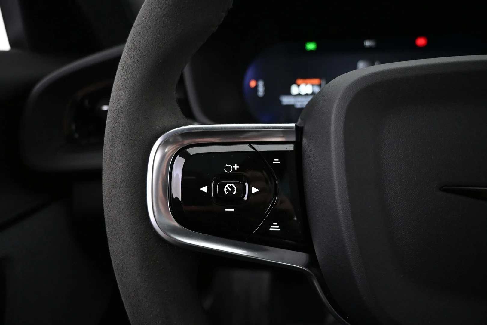 Car Image - 5ucYBItcKxOqgpalUhYqCl