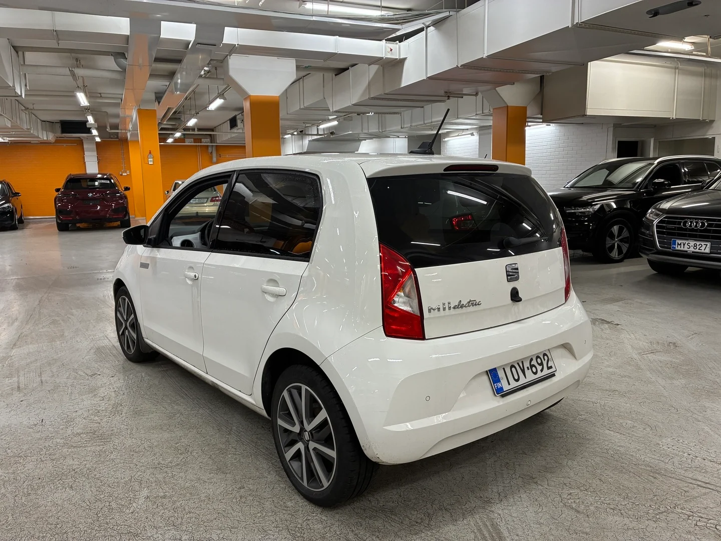 Car Image - 6Q4ENuLDFB6LKeiP0pN0nL