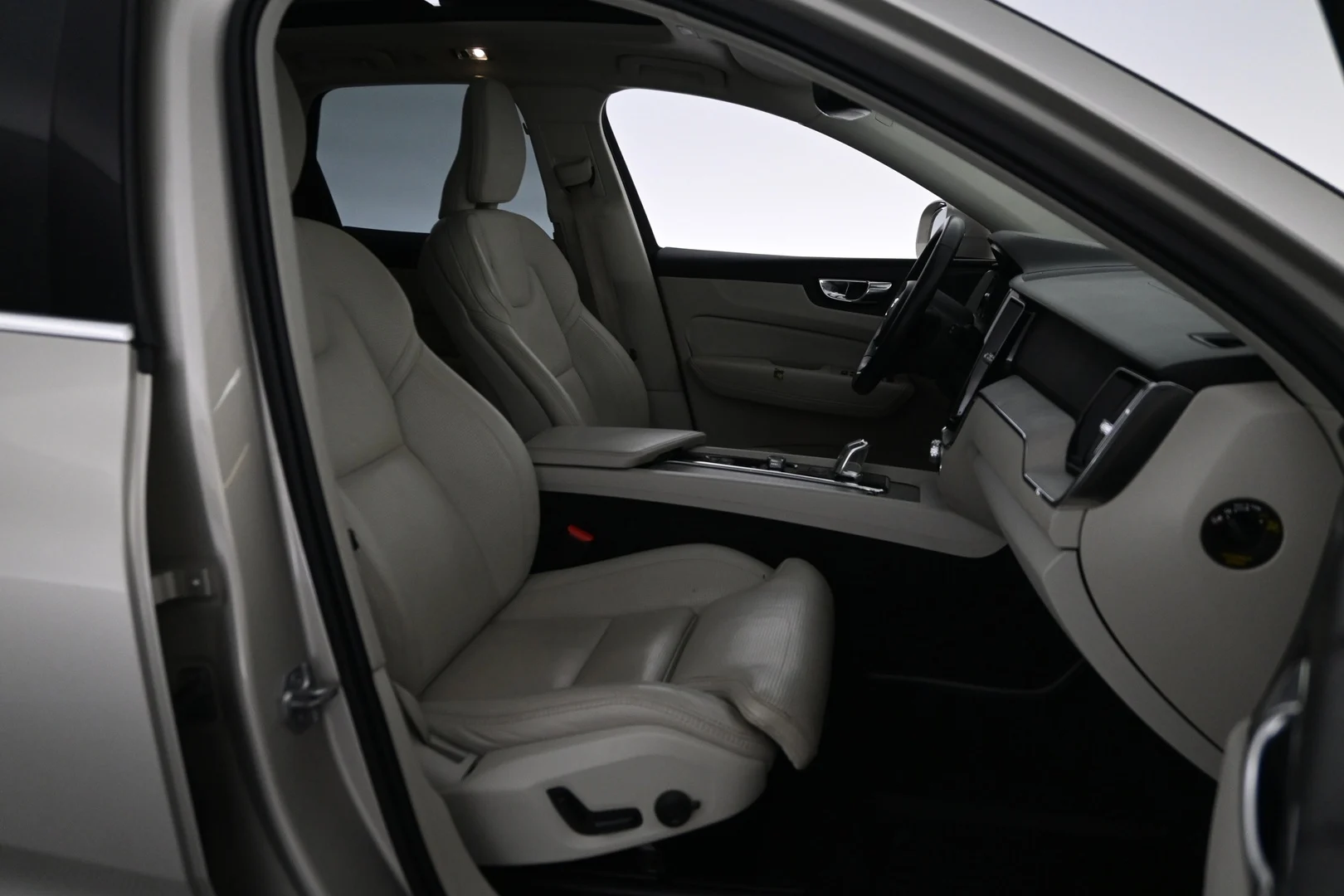 Car Image - 19VrakJBwYRsegDgOA5Okv